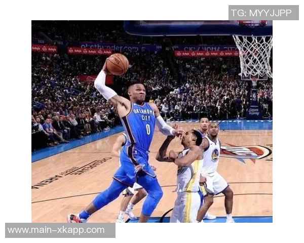 火箭双星威少与施罗德展现团队篮球实力KD被包夹依然难敌55开局面