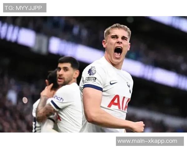 昔日主帅范德芬解析澳波执着战术全场压迫的背后故事