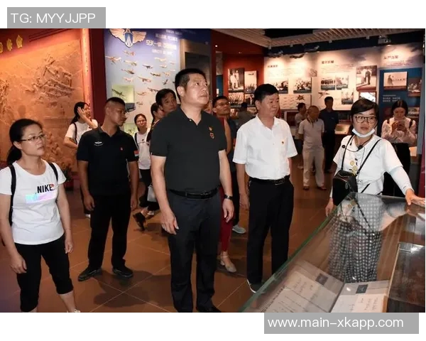 李圣龙:永不放弃的战斗精神与偶像阿兰史密斯的坚定信念相辉映 李圣龙:永不放弃的战斗精神与偶像阿兰史密斯的坚定信念相辉映